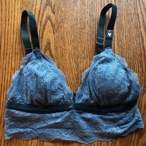 🆕Victoria Secret Grey Bralette